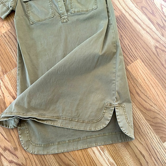 Dress - Picture 2 of 5